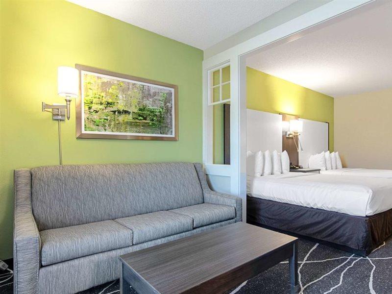 Clarion Inn Willow River Sevierville Esterno foto