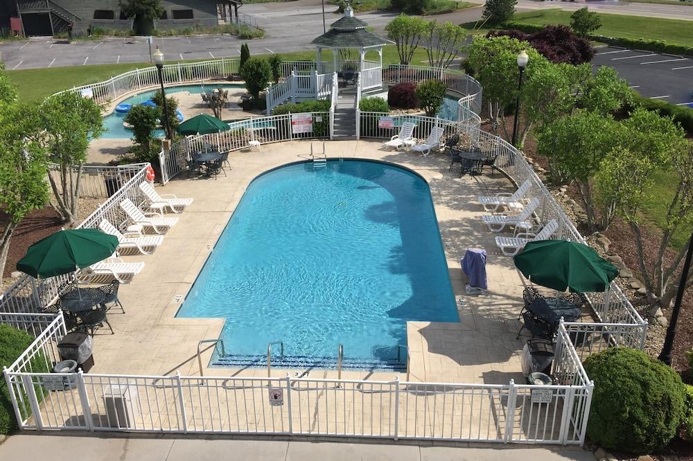 Clarion Inn Willow River Sevierville Esterno foto