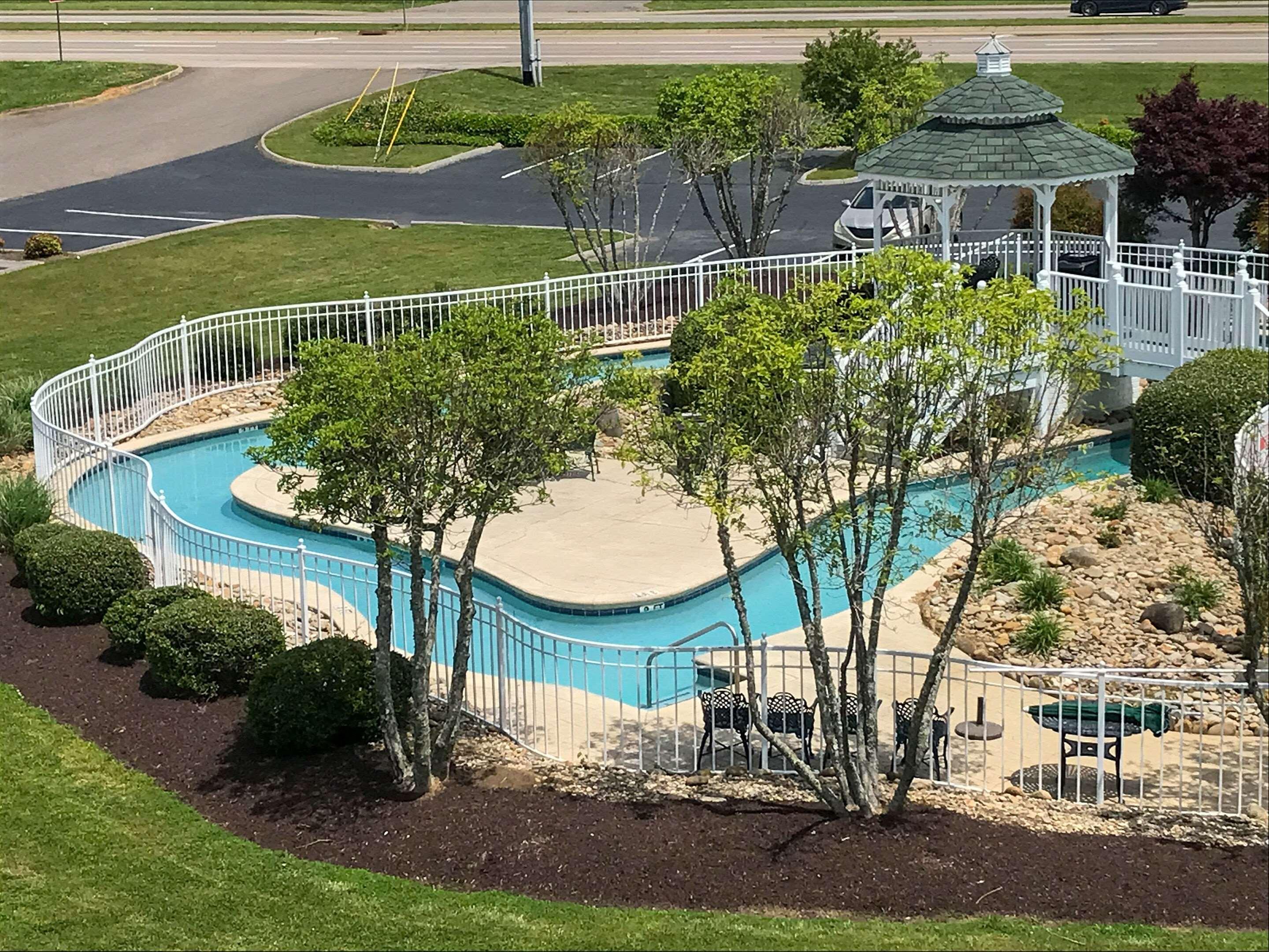 Clarion Inn Willow River Sevierville Esterno foto